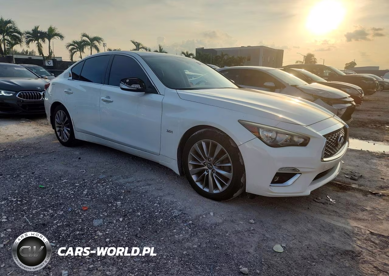 2018 Infiniti Q50 3.0T Luxe VIN:JN1EV7AP1JM591030 - 4