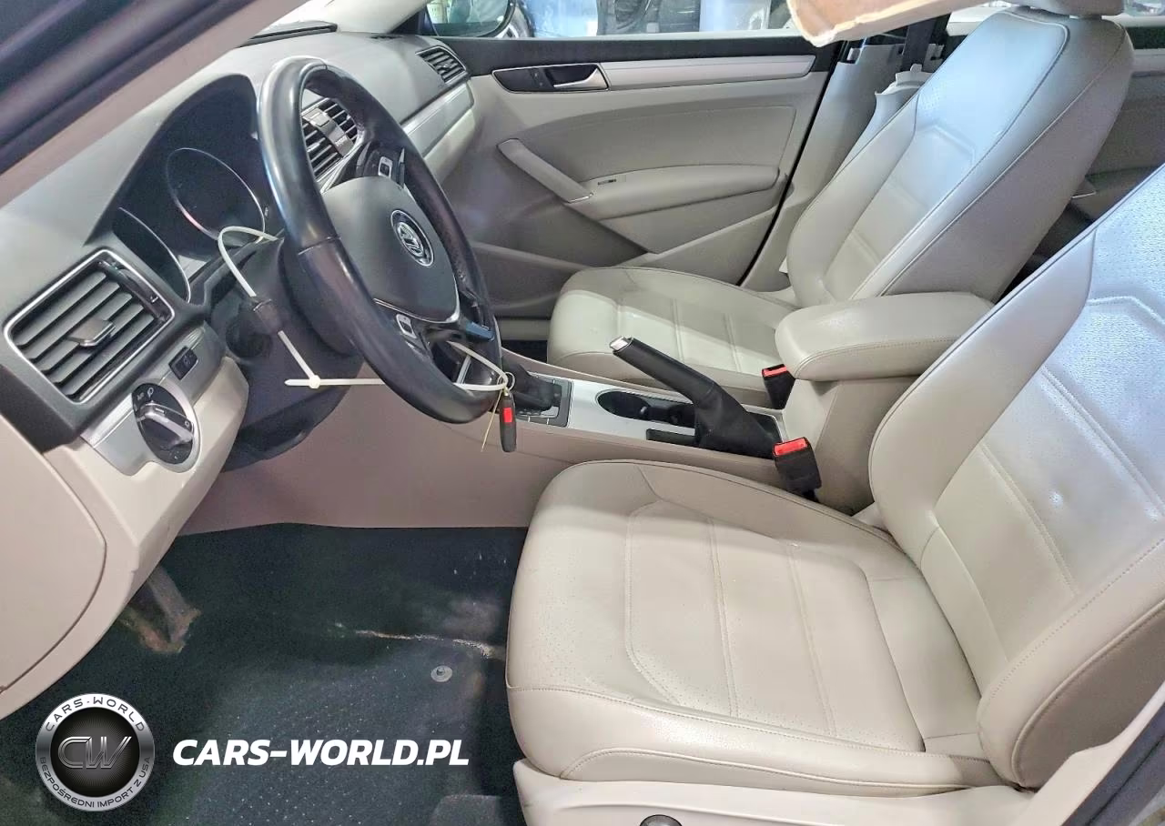 2019 Volkswagen Passat Wolfsburg VIN:1VWLA7A37KC012575 - 7