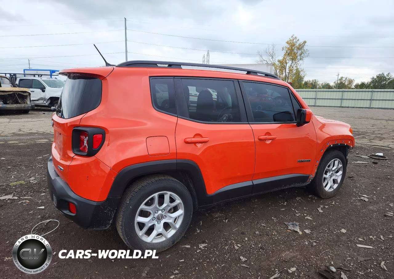 2016 Jeep Renegade Latitude VIN:ZACCJABT2GPC44356 - 3