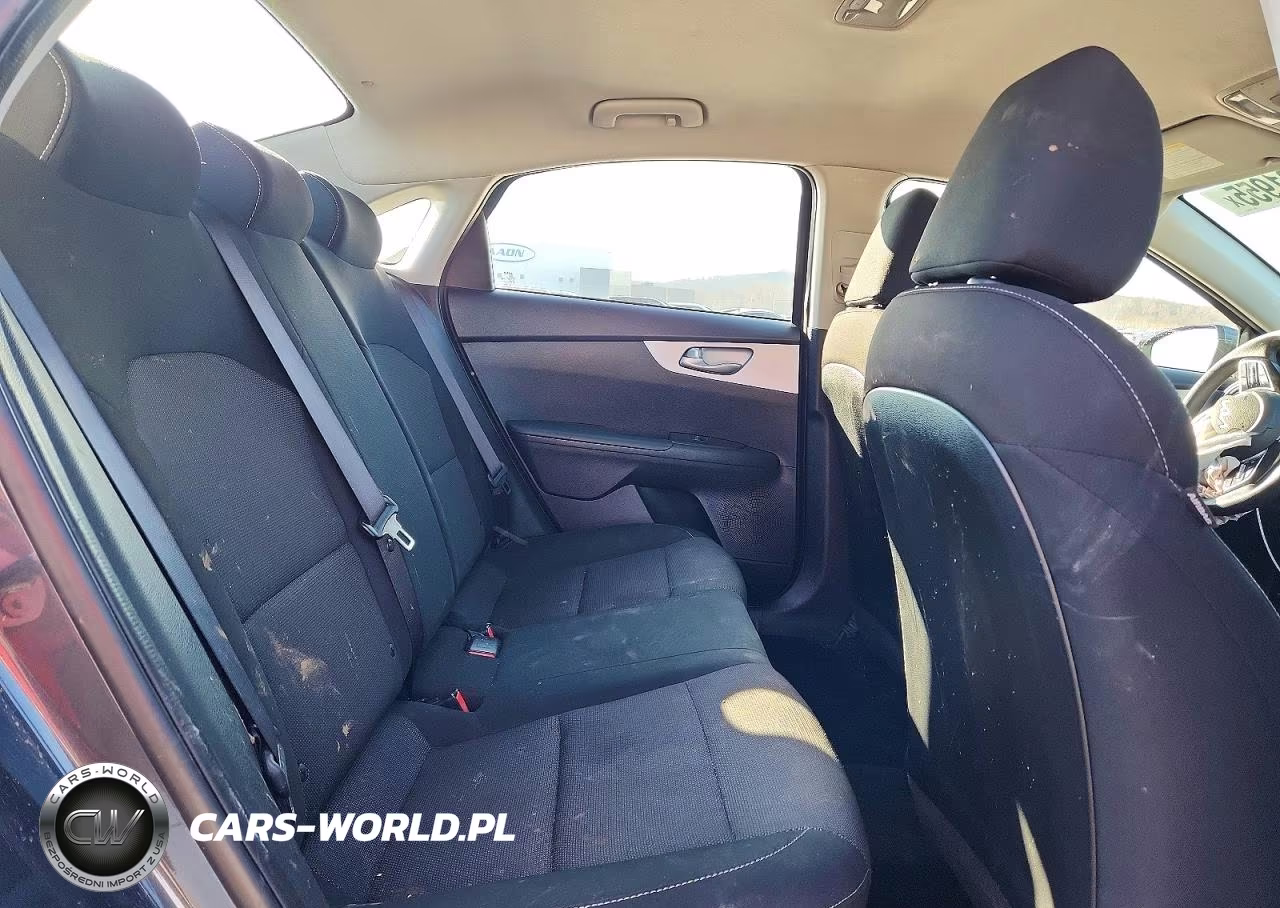 2024 Kia Forte Lx VIN:3KPF24AD2RE749948 - 10