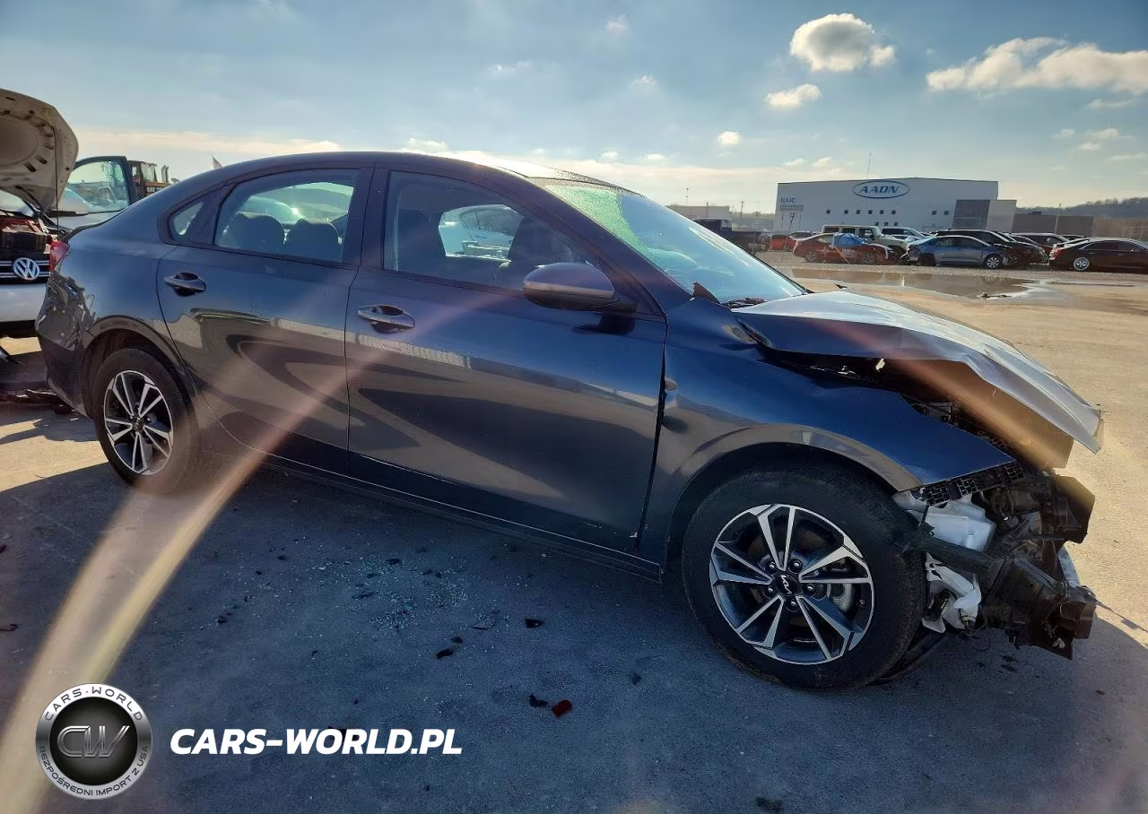2024 Kia Forte Lx VIN:3KPF24AD2RE749948 - 4