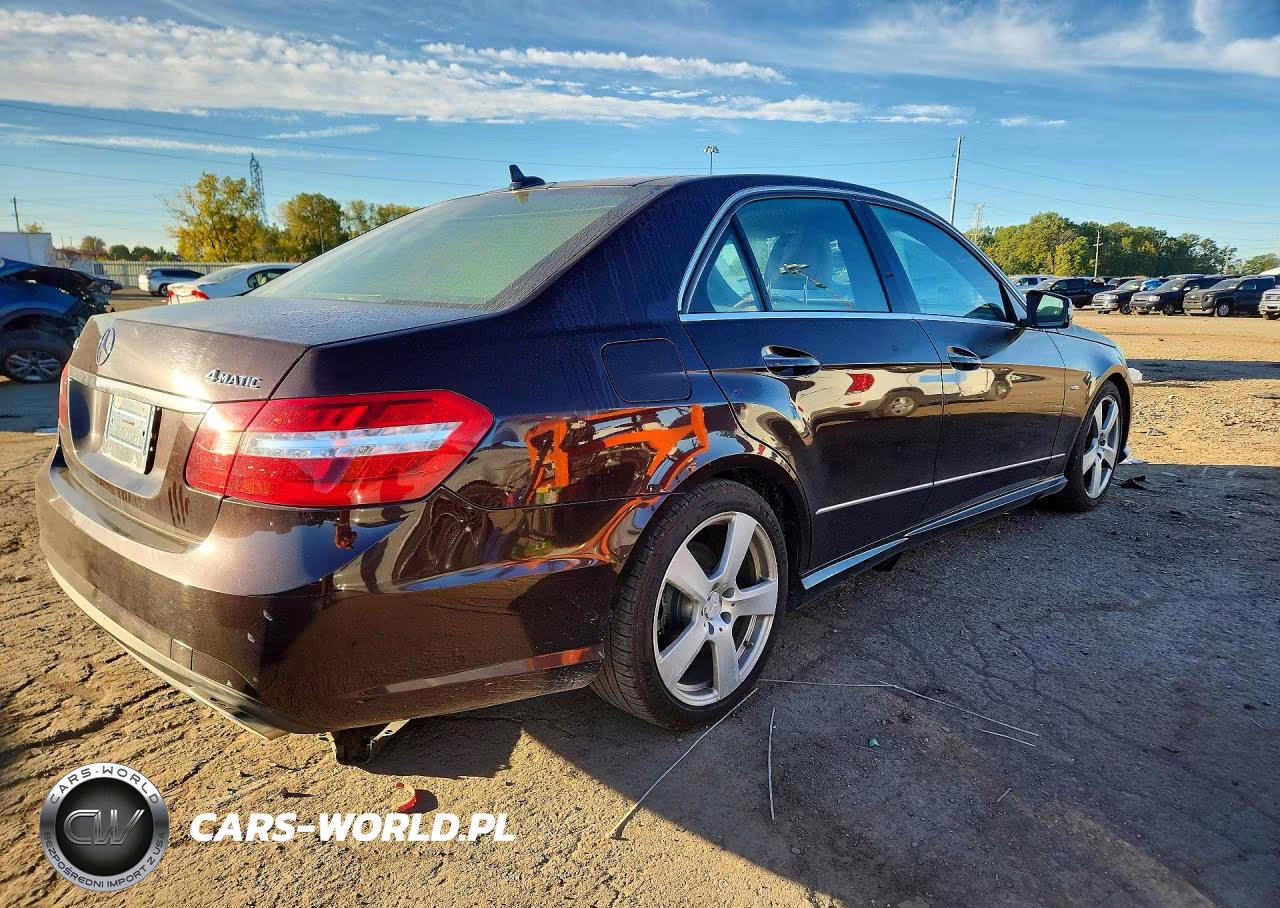 2012 Mercedes Benz E 350 4Matic VIN:WDDHF8JBXCA630032 - 3