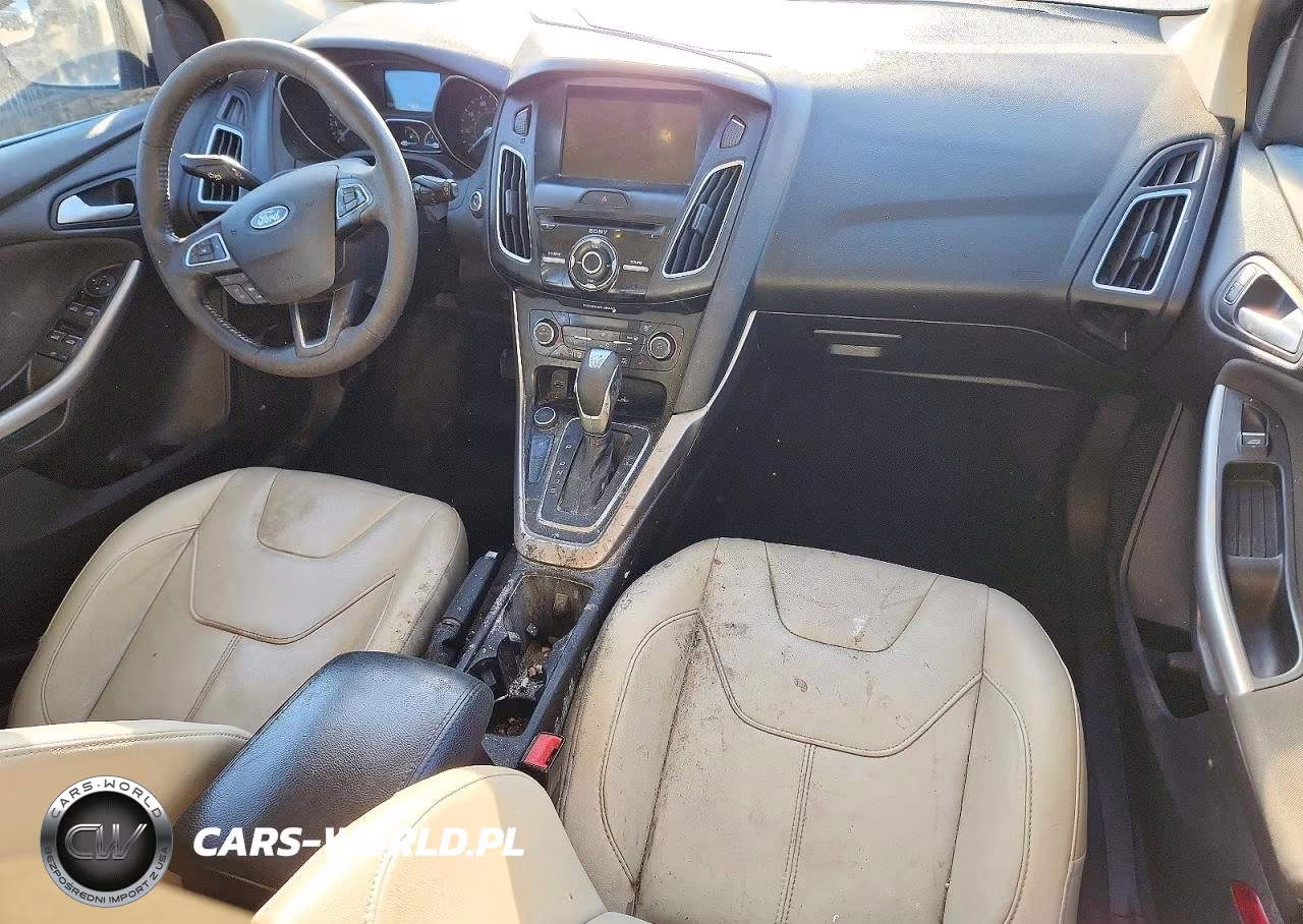 2017 Ford Focus Titanium VIN:1FADP3N28HL287595 - 8