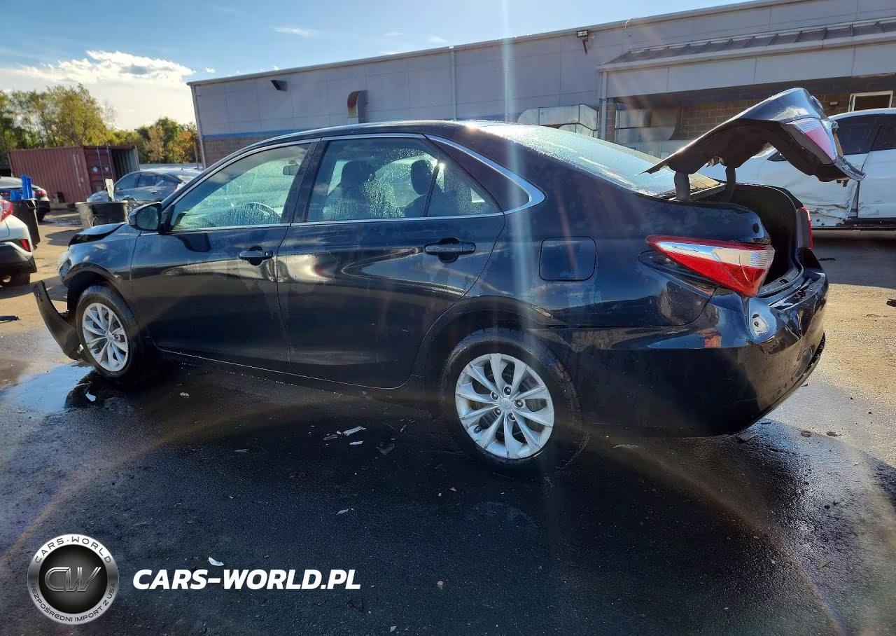 2015 Toyota Camry Le VIN:4T4BF1FK2FR512805 - 2