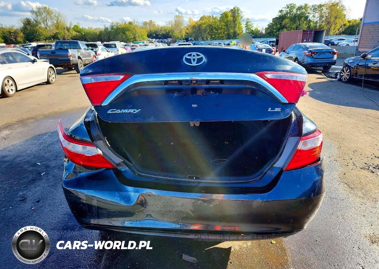2015 Toyota Camry Le VIN:4T4BF1FK2FR512805 - 6