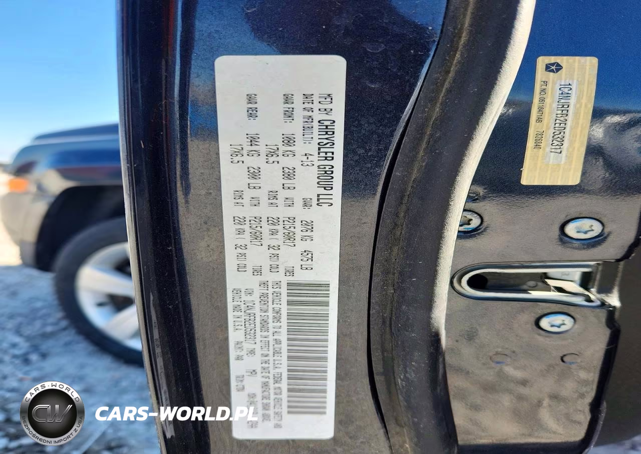 2014 Jeep Patriot Latitude VIN:1C4NJRFB2ED532317 - 12