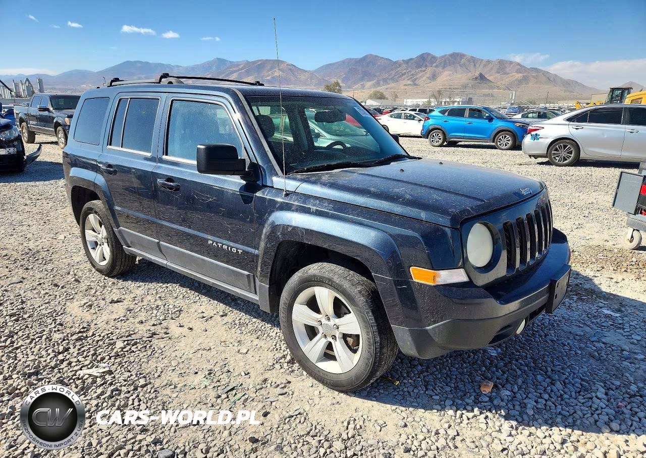 2014 Jeep Patriot Latitude VIN:1C4NJRFB2ED532317 - 4