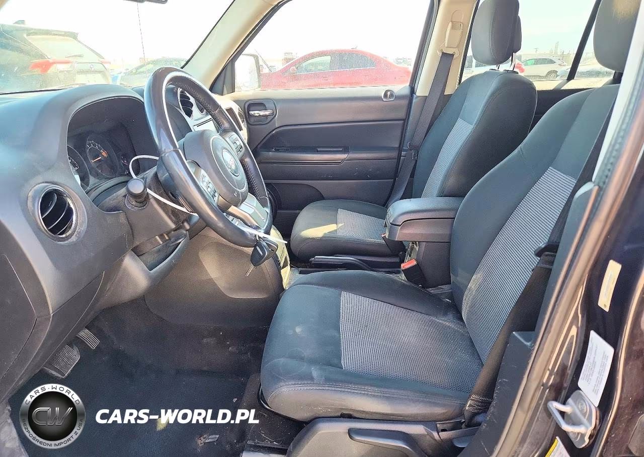 2014 Jeep Patriot Latitude VIN:1C4NJRFB2ED532317 - 7