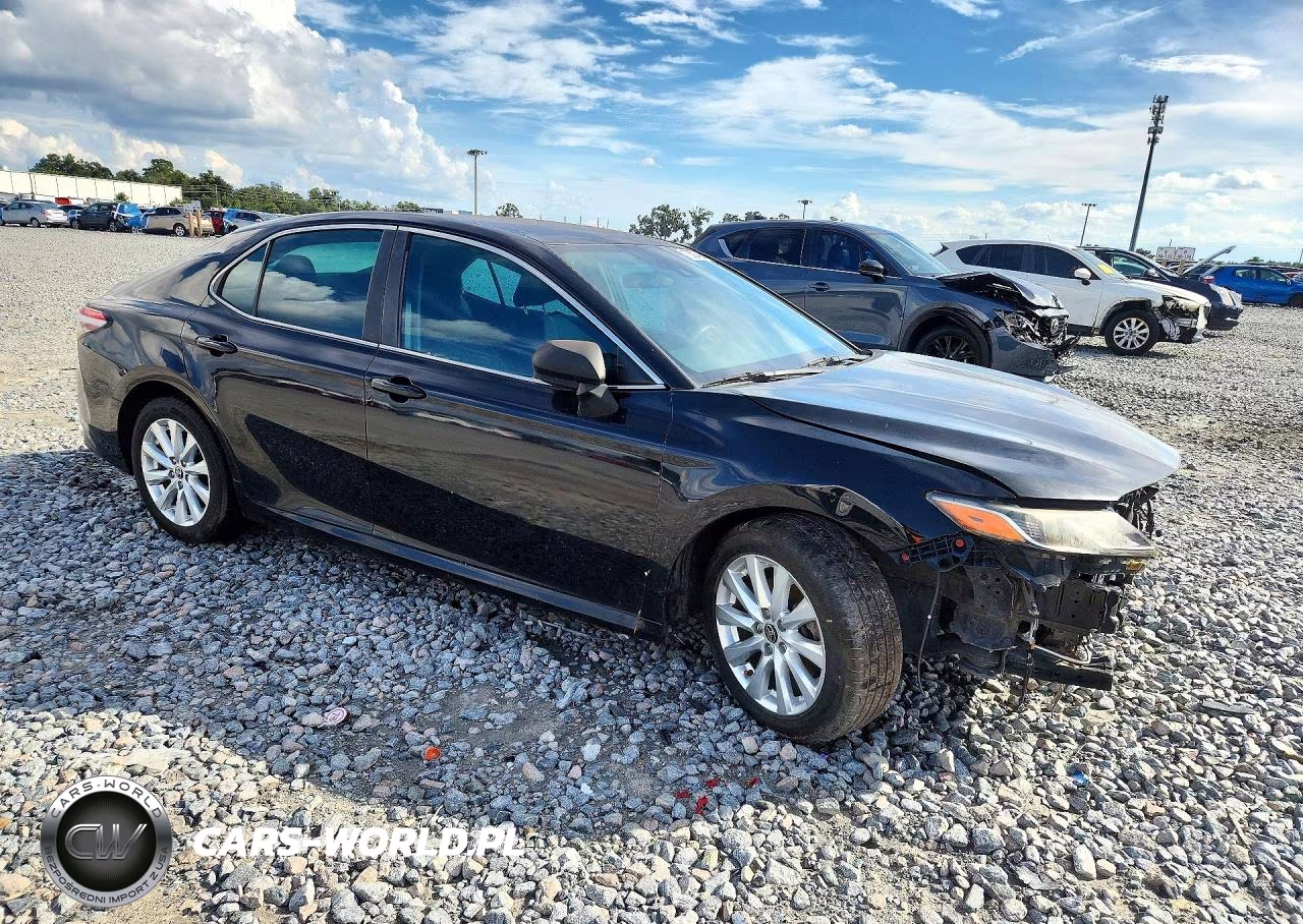 2020 Toyota Camry Le VIN:4T1C11AKXLU360143 - 4