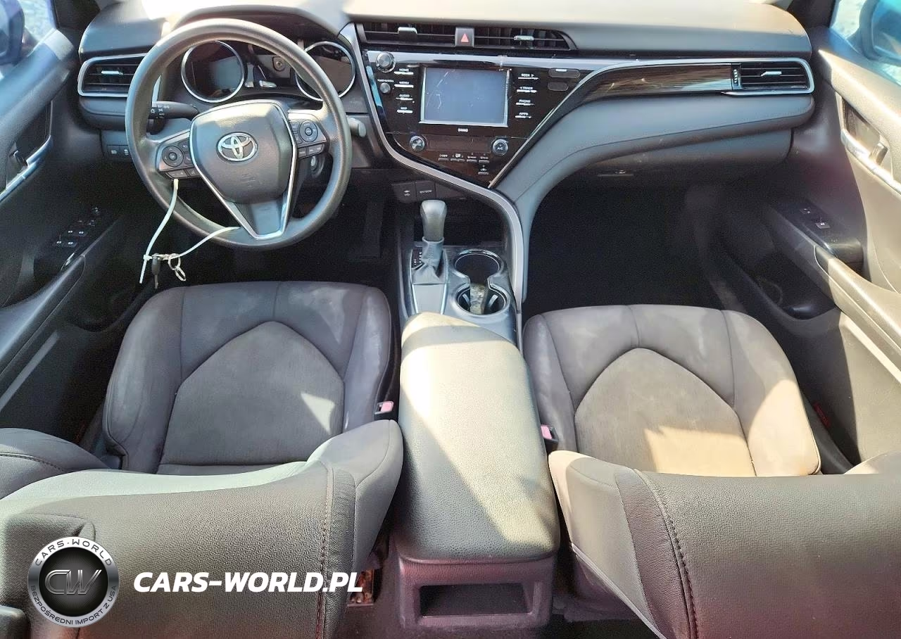 2020 Toyota Camry Le VIN:4T1C11AKXLU360143 - 8