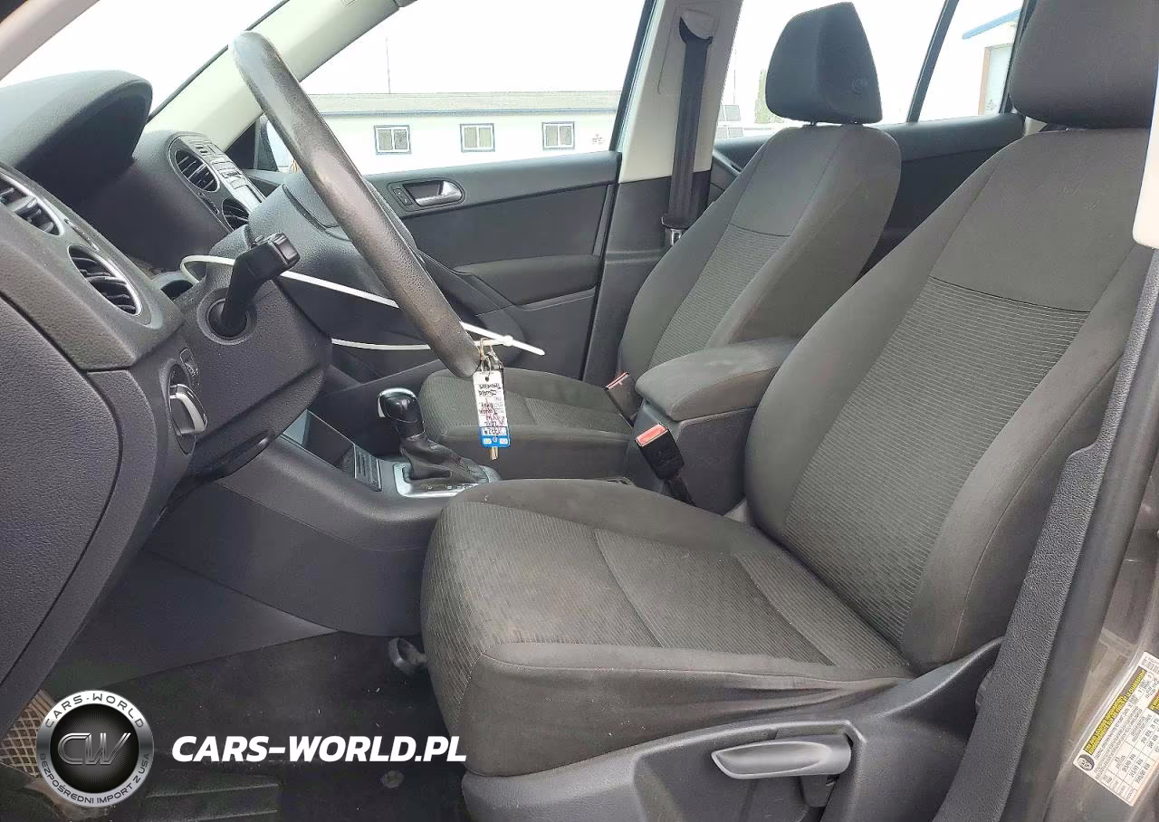 2012 Volkswagen Tiguan S VIN:WVGAV7AX3CW003613 - 7
