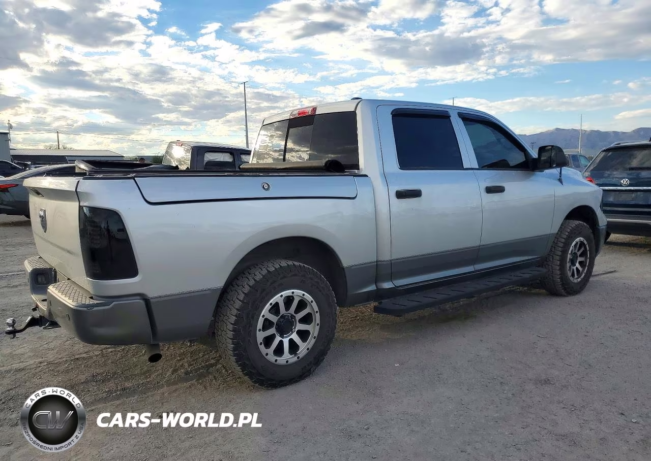 2011 Dodge Ram 1500 VIN:1D7RB1CT5BS582297 - 3