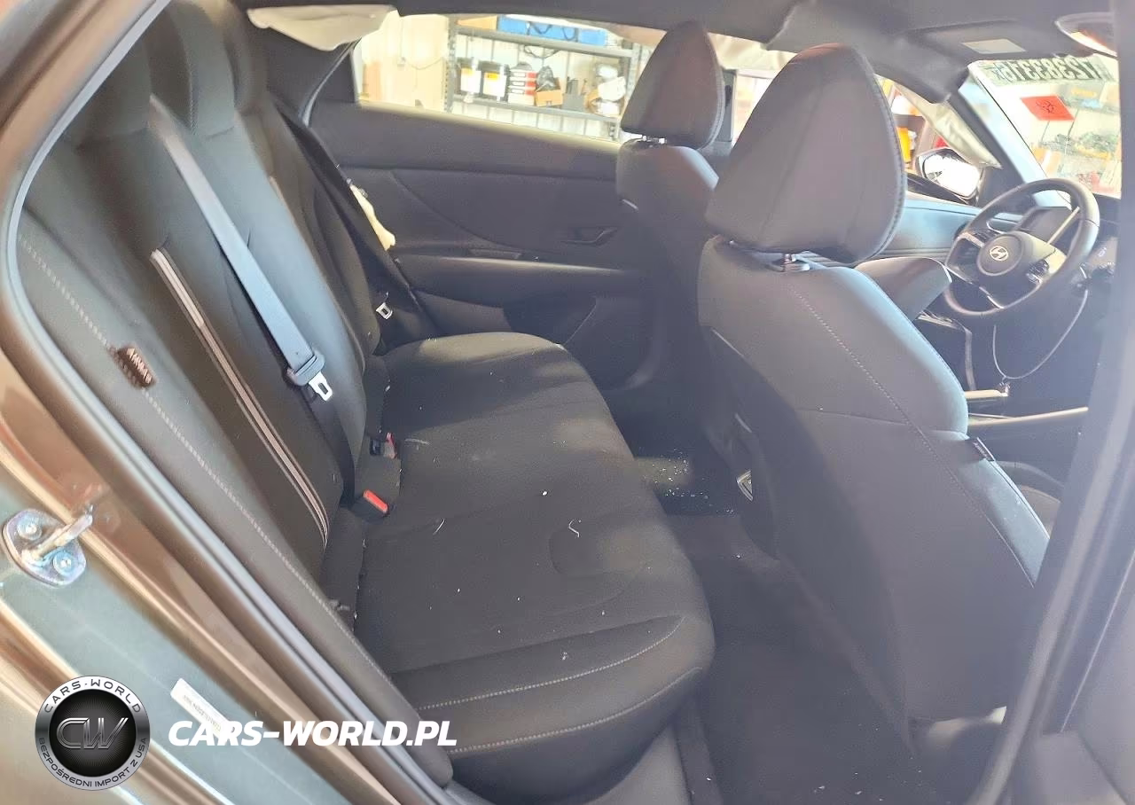 2026 Hyundai Elantra Sel Sport VIN:KMHLM4DG8TU169711 - 10