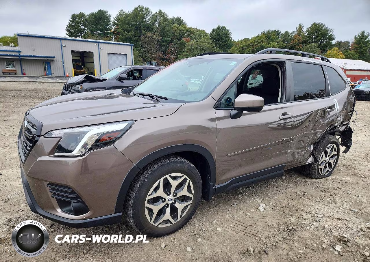2022 Subaru Forester Premium VIN:JF2SKAEC9NH460599 - 1