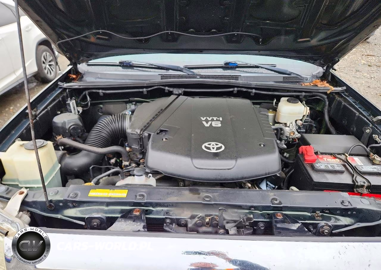 2014 Toyota Tacoma V6 VIN:3TMLU4EN8EM145871 - 11