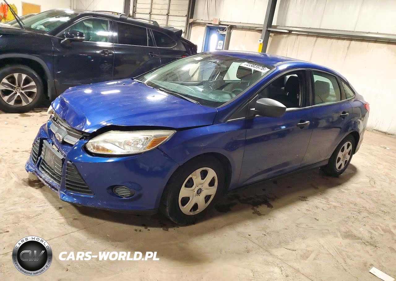 2012 Ford Focus S VIN:1FAHP3E27CL472263 - 1
