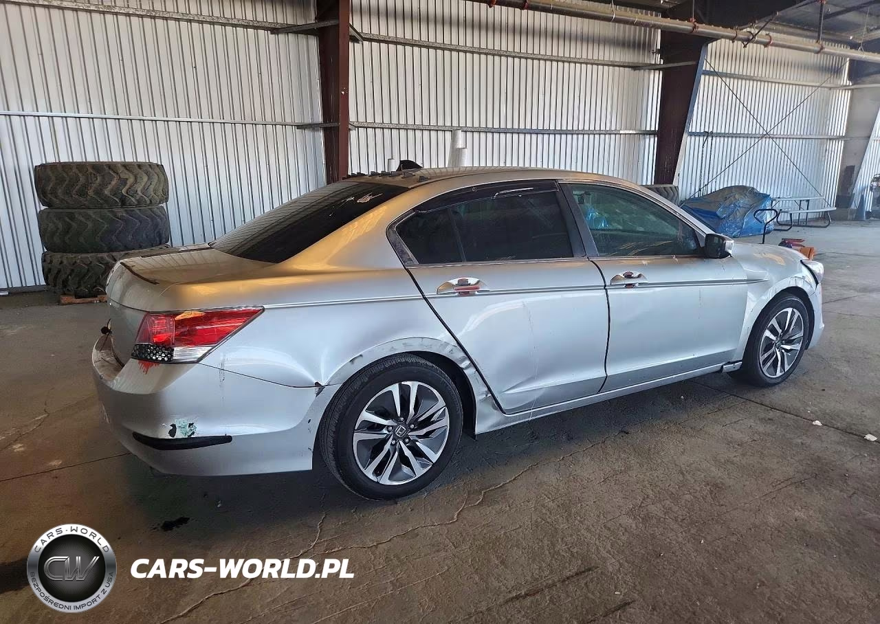 2009 Honda Accord Lxp VIN:1HGCP26439A031945 - 3