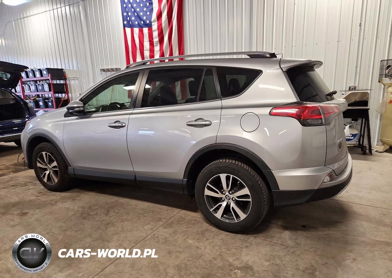 2018 Toyota Rav4 Xle VIN:JTMRFREV5JJ257195 - 2