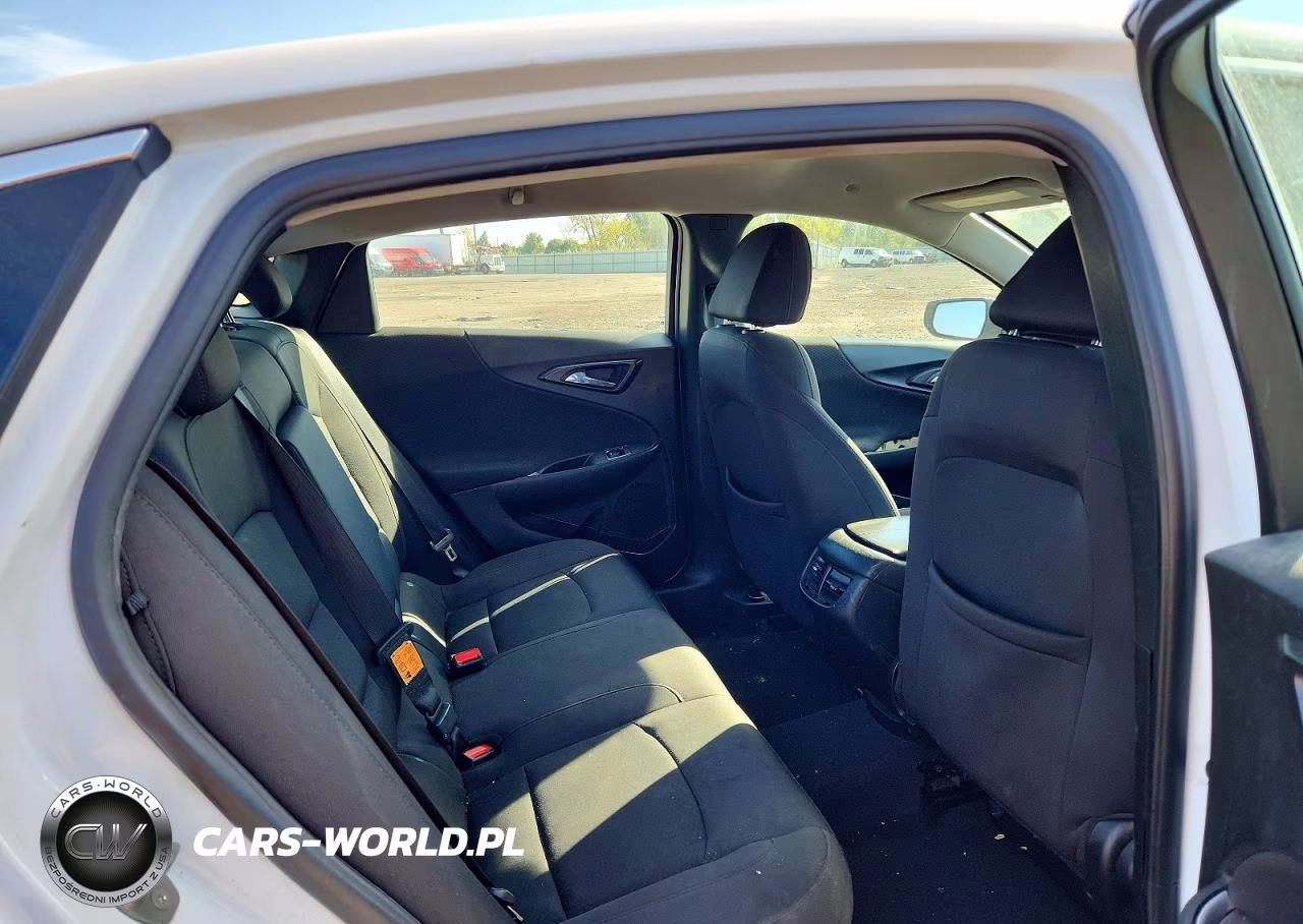 2018 Chevrolet Malibu Lt VIN:1G1ZD5ST3JF246080 - 10