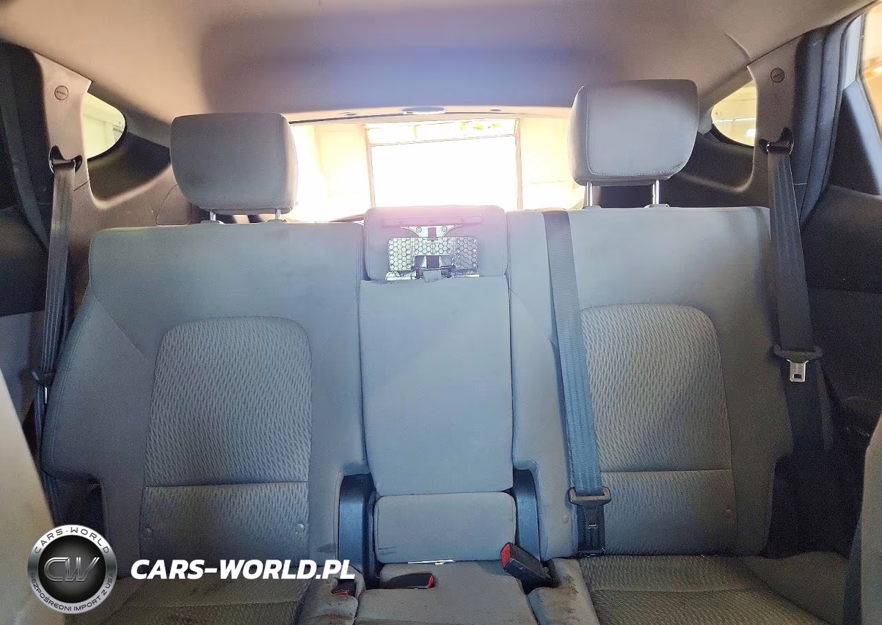 2018 Hyundai Santa Fe Sport 2.4L VIN:5XYZTDLB4JG548176 - 10