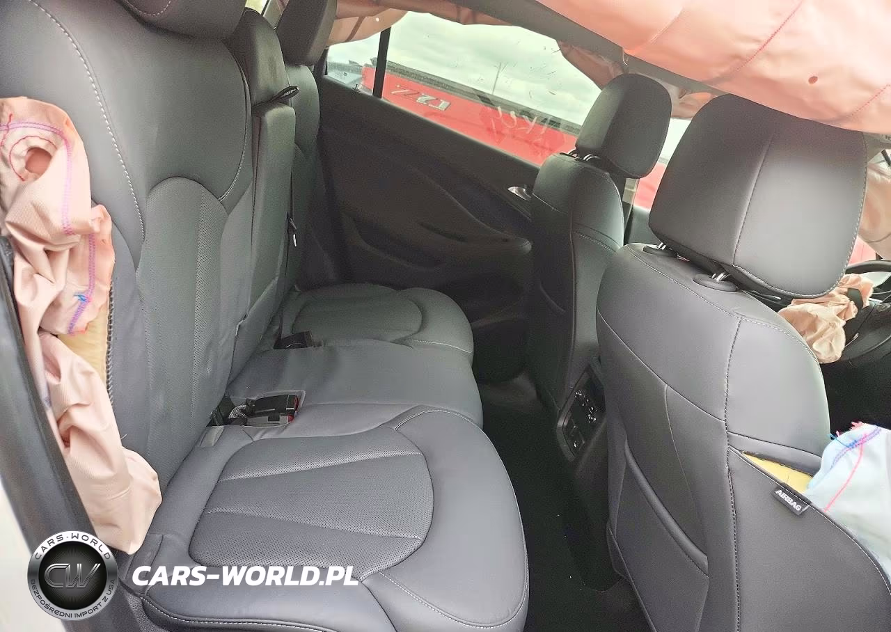 2020 Buick Envision Premium VIN:LRBFX3SXXLD013884 - 11