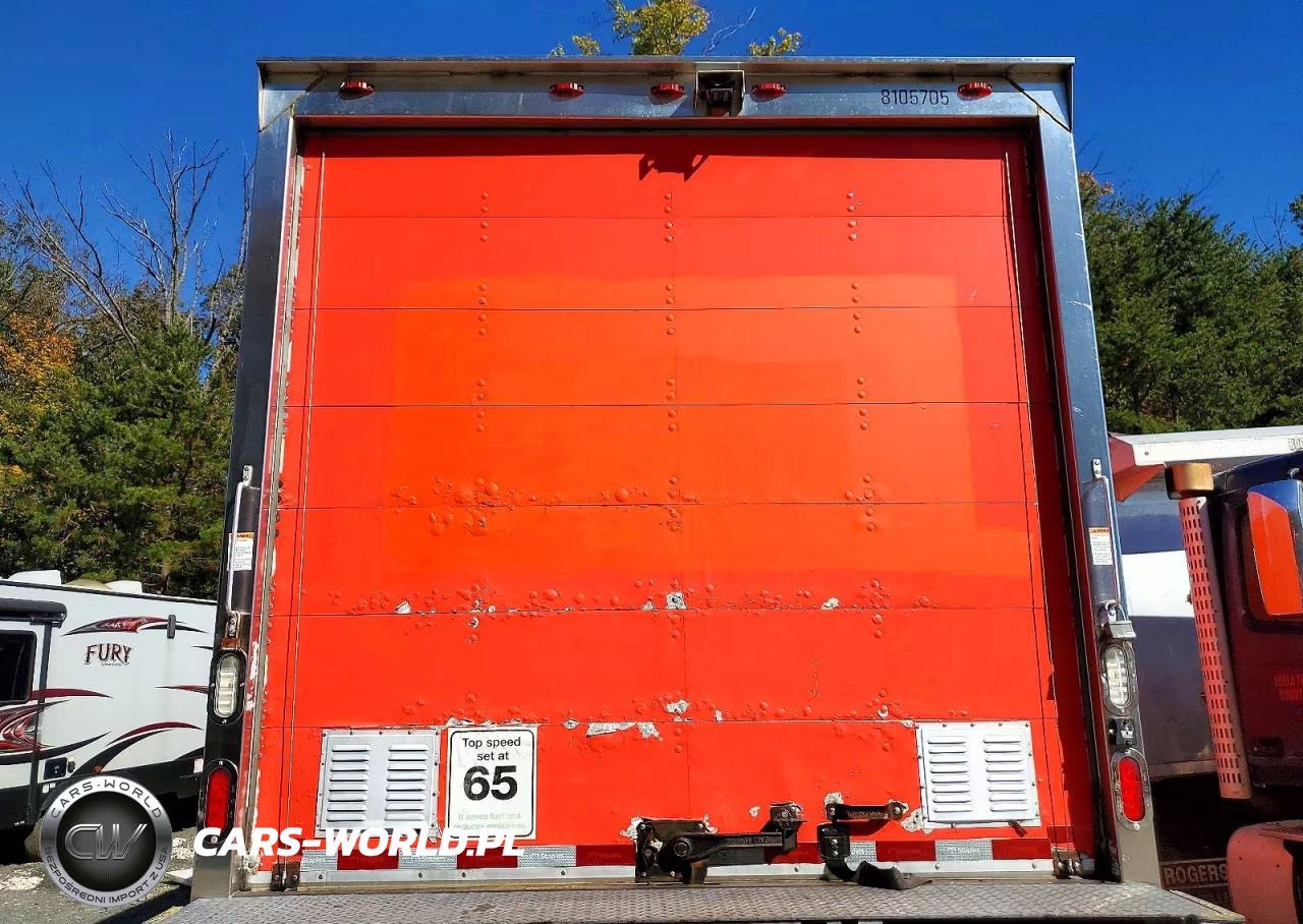 2018 Freightliner Business Class M2 Box Truck VIN:1FVACWFB2JHJL9240 - 10