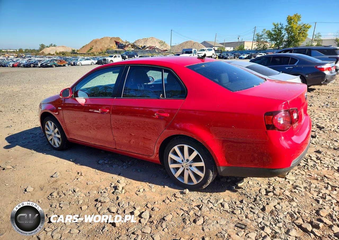 2010 Volkswagen Jetta Wolfsburg VIN:3VWRA7AJ6AM053558 - 2