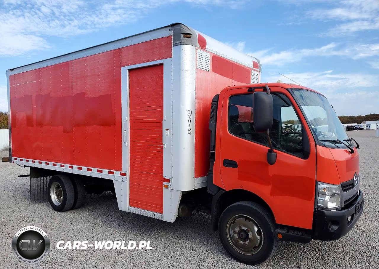 2017 Hino 195 Box Truck VIN:JHHSDM2H8HK005726 - 4