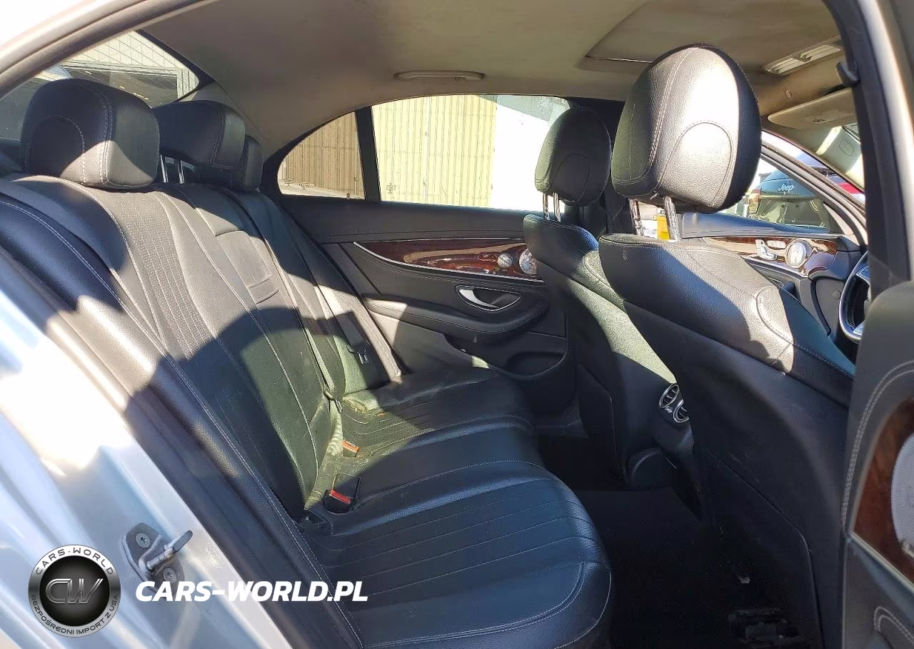2017 Mercedes-Benz E 300 4Matic VIN:WDDZF4KBXHA215313 - 10