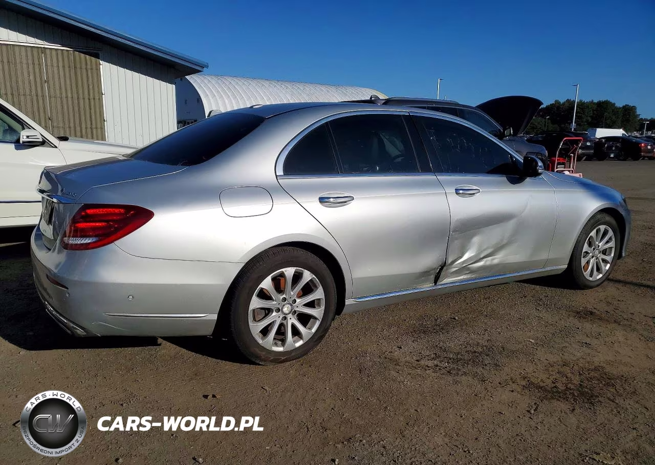 2017 Mercedes-Benz E 300 4Matic VIN:WDDZF4KBXHA215313 - 3