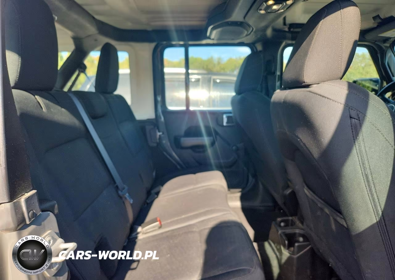 2018 Jeep Wrangler Unlimited Sport VIN:1C4HJXDN5JW332514 - 11