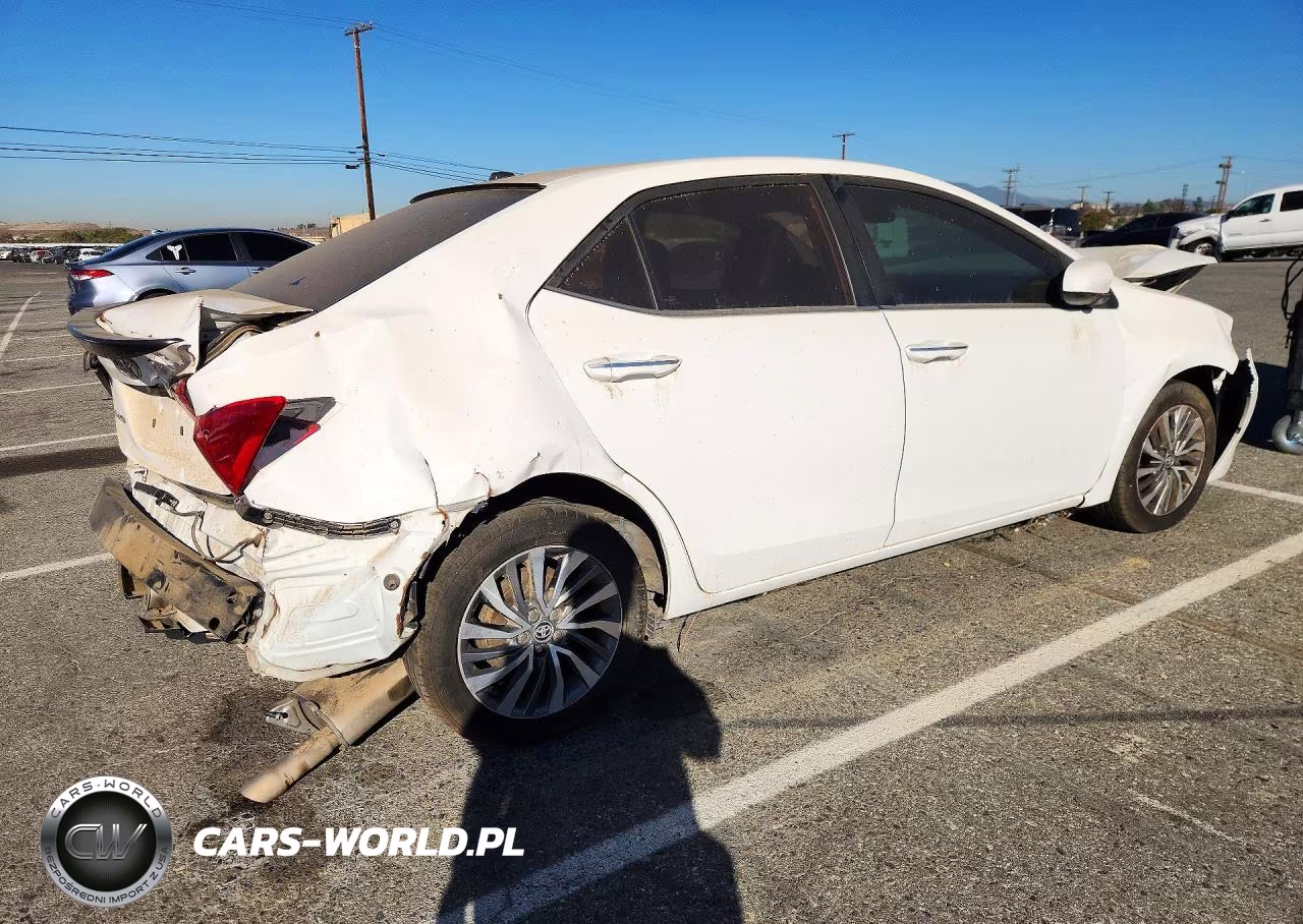 2019 Toyota Corolla Xle VIN:5YFBURHE4KP902094 - 3