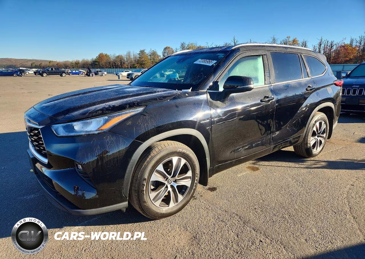2021 Toyota Highlander Xle VIN:5TDGZRBH4MS138896 - 1