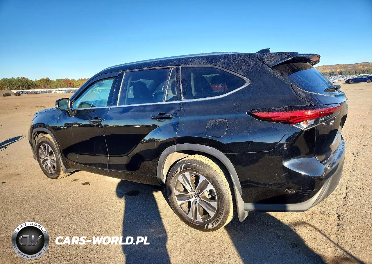 2021 Toyota Highlander Xle VIN:5TDGZRBH4MS138896 - 2