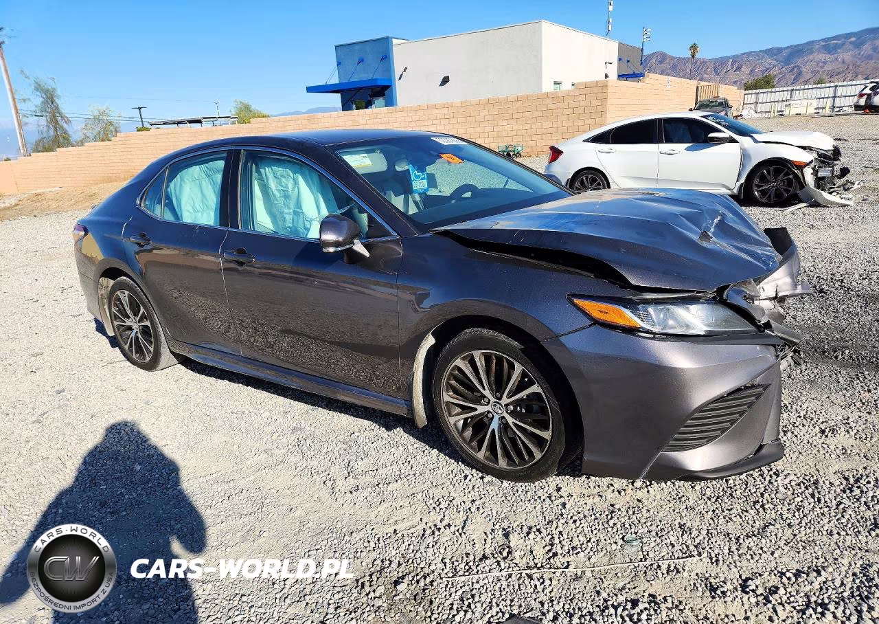 2019 Toyota Camry Se VIN:4T1B11HK3KU684826 - 4
