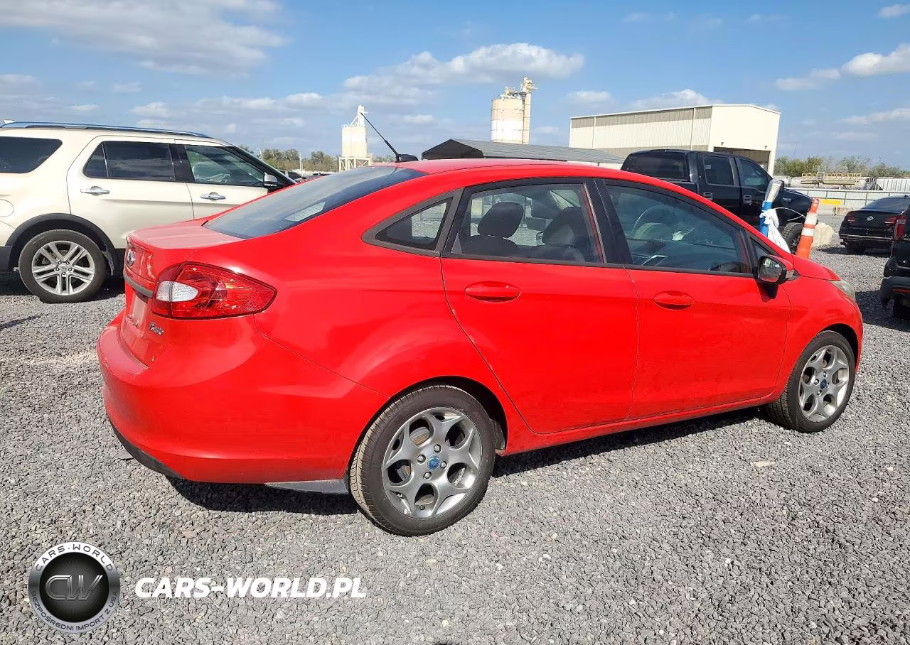 2012 Ford Fiesta Sel VIN:3FADP4CJ6CM185607 - 3