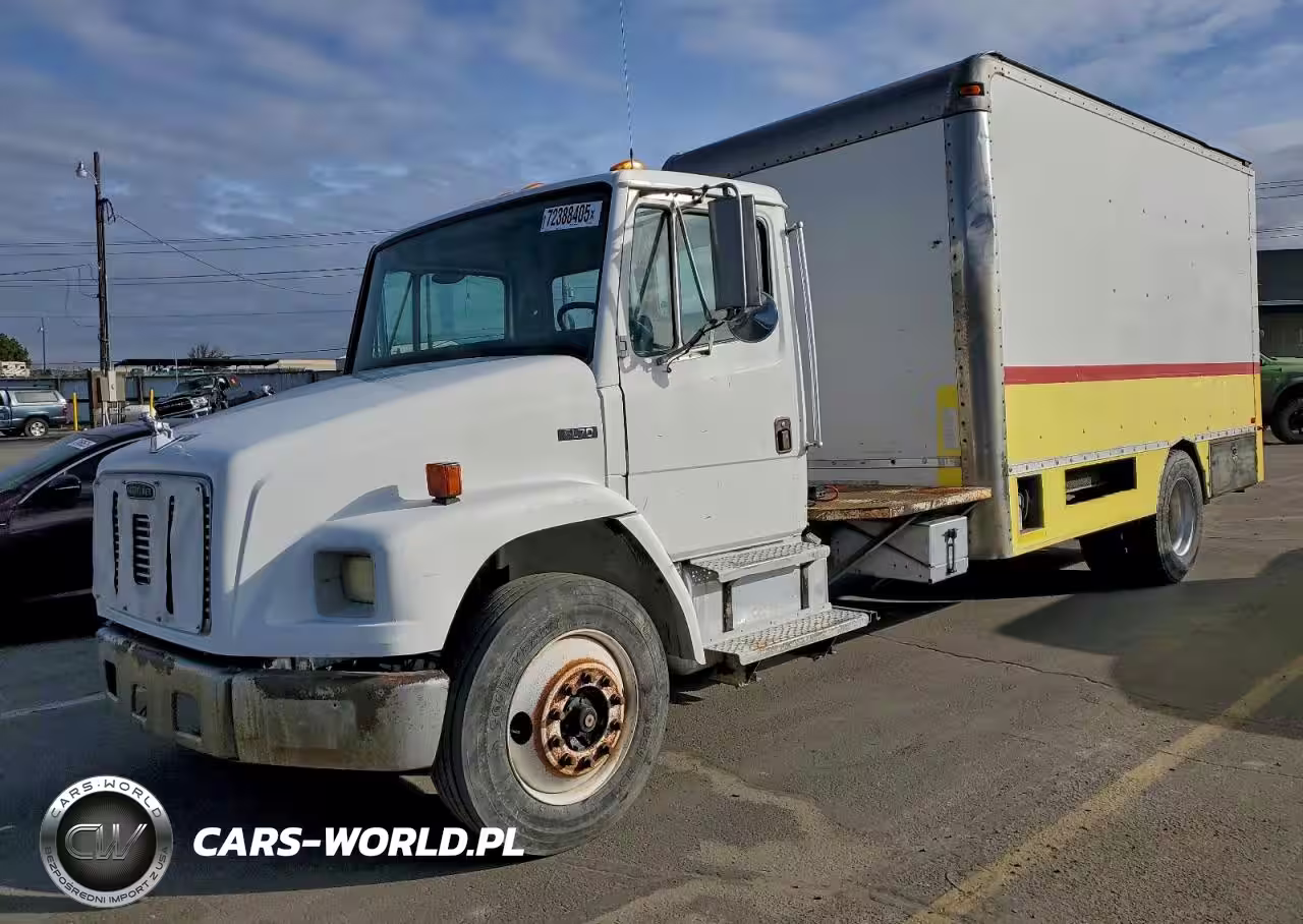 2001 Freightliner Cascadia Delivery Truck