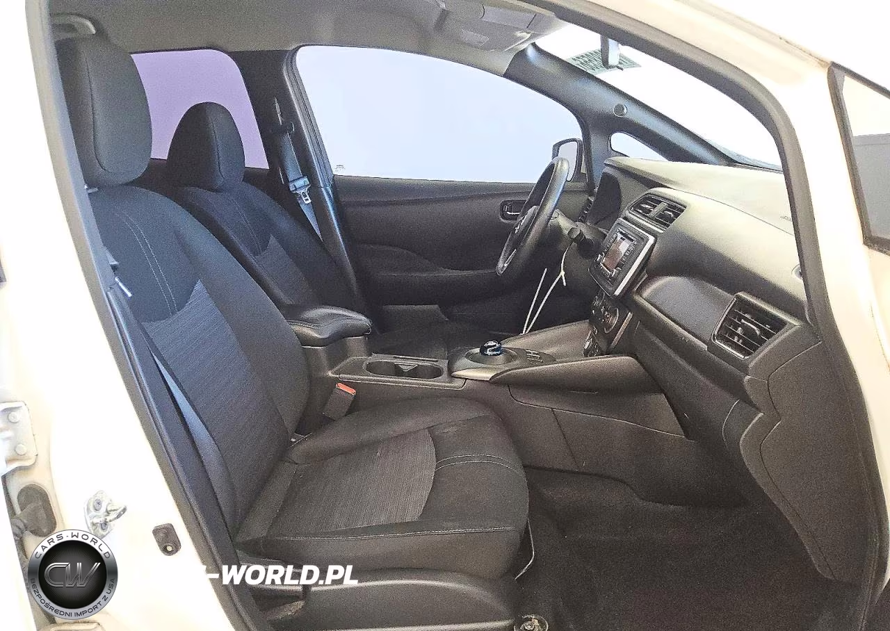2019 Nissan Leaf S VIN:1N4AZ1CP6KC304031 - 13