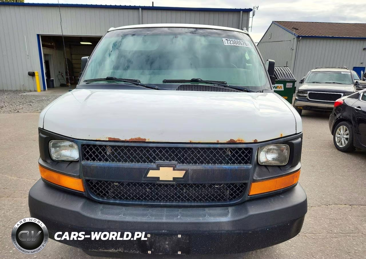 2016 Chevrolet Express G3500 VIN:1GCZGGFF5G1311435 - 5