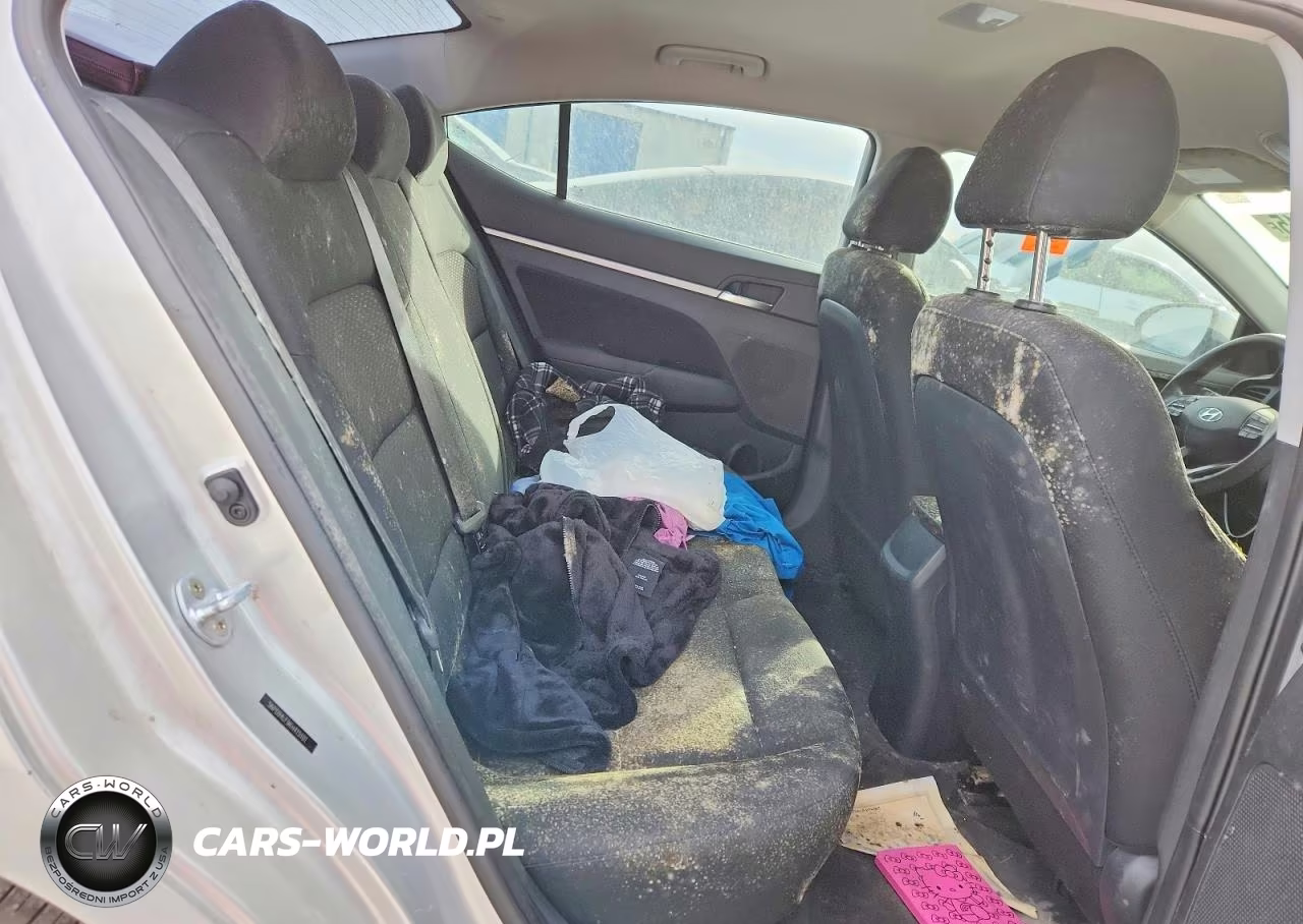 2019 Hyundai Elantra Sel VIN:5NPD84LF9KH415101 - 10