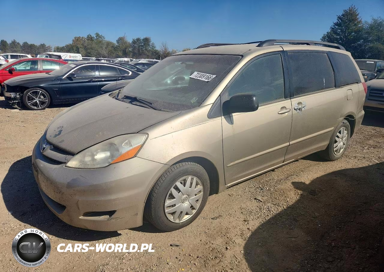2009 Toyota Sienna Le 8-Passenger