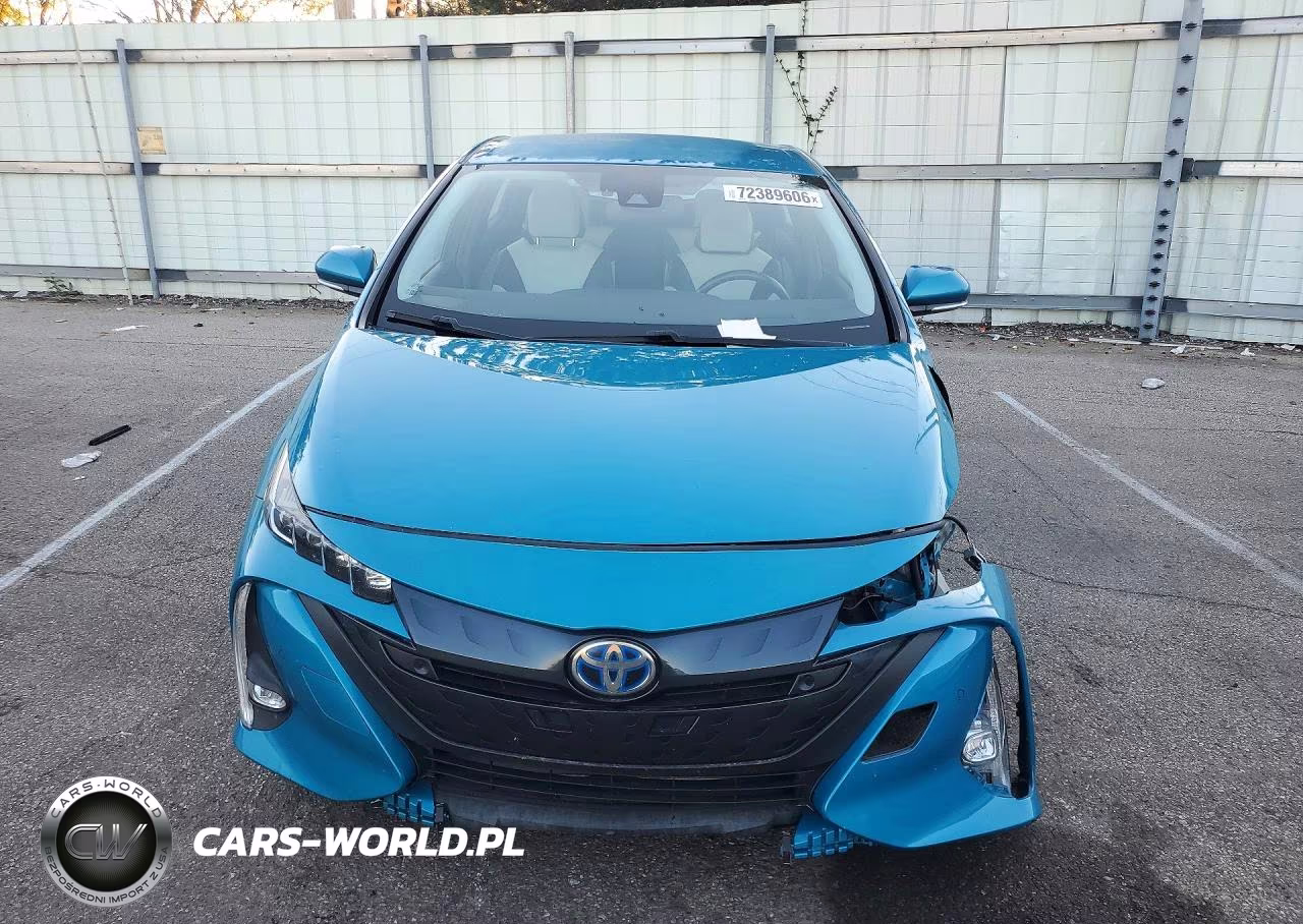 2018 Toyota Prius Prime Advanced VIN:JTDKARFP4J3085892 - 5
