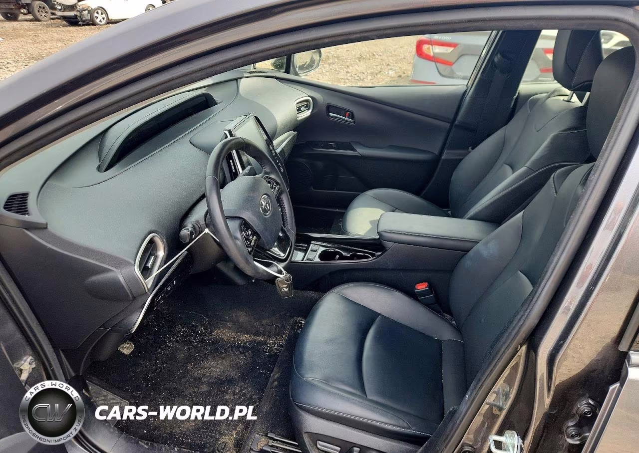 2020 Toyota Prius Prime Limited VIN:JTDKARFP1L3157103 - 7