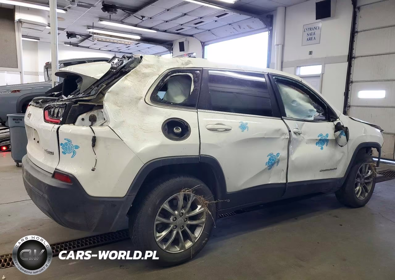 2020 Jeep Cherokee Latitude Plus VIN:1C4PJMLB7LD631440 - 3