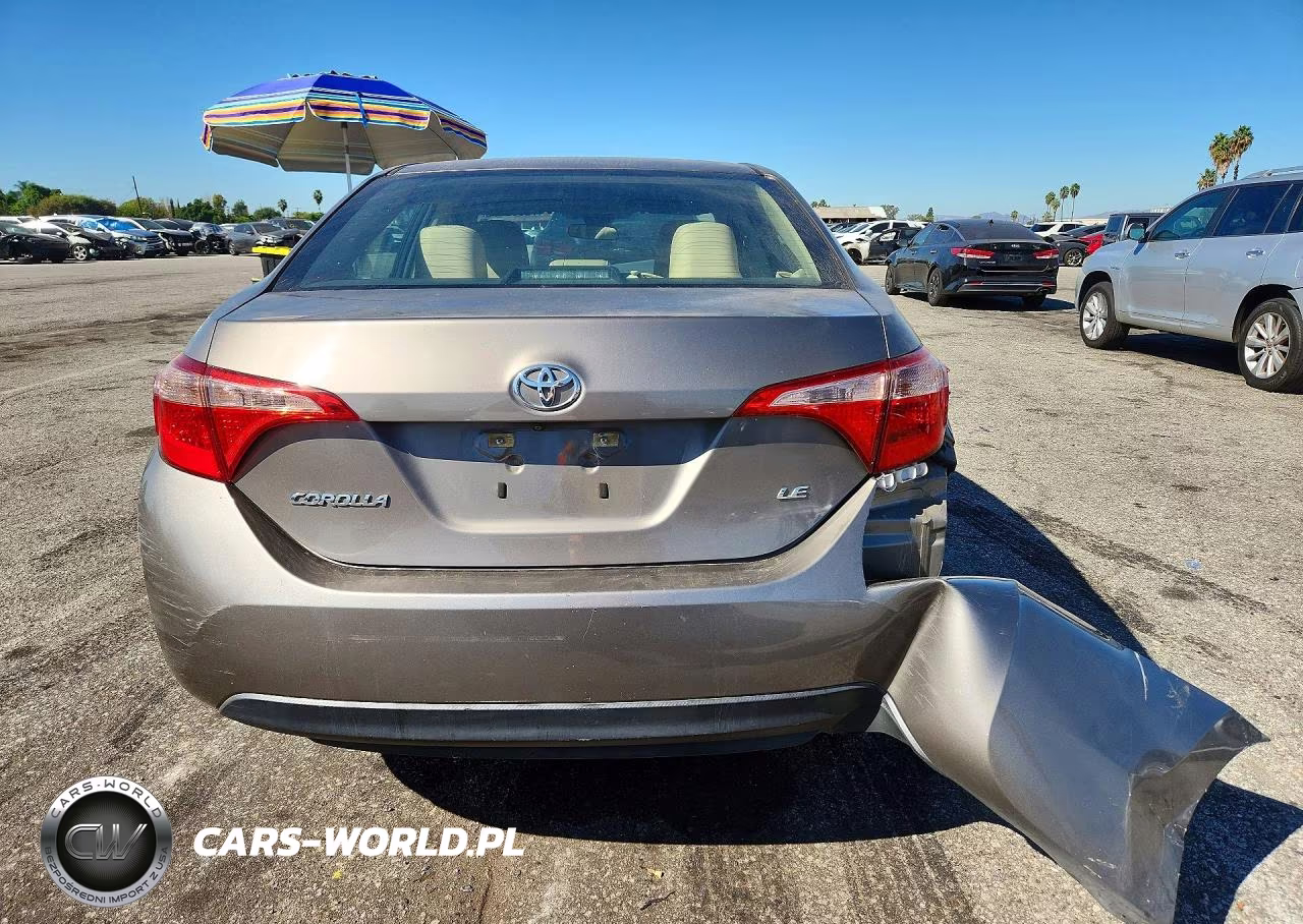 2017 Toyota Corolla Le VIN:5YFBURHE0HP726749 - 6