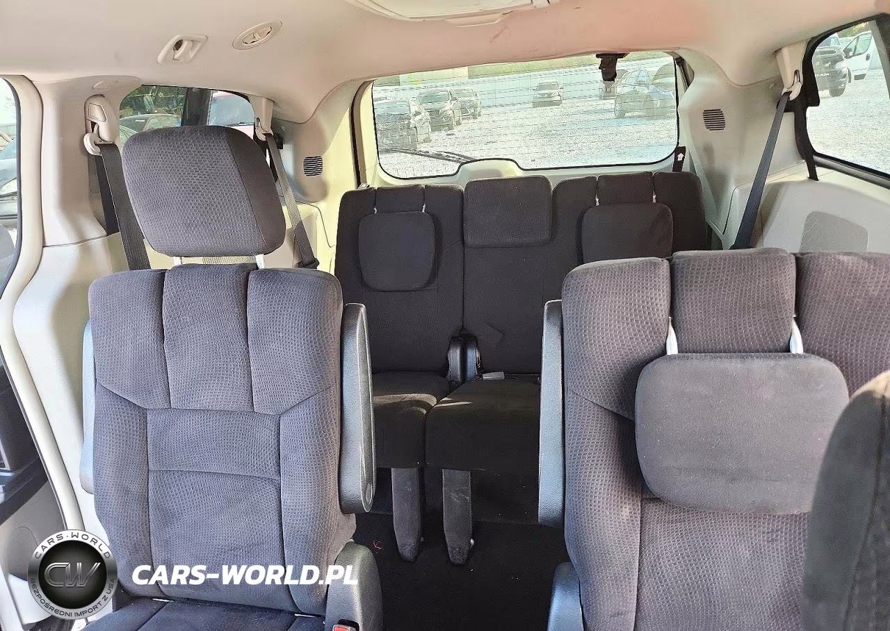 2011 Dodge Grand Caravan Crew VIN:2D4RN5DG3BR733068 - 10