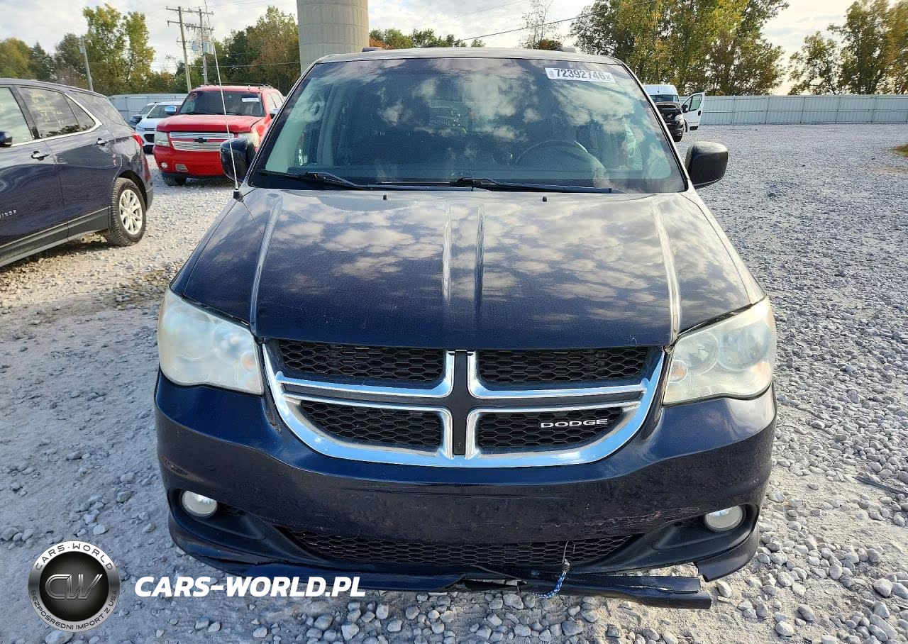 2011 Dodge Grand Caravan Crew VIN:2D4RN5DG3BR733068 - 5