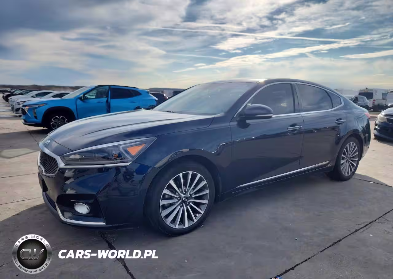 2017 Kia Cadenza Premium