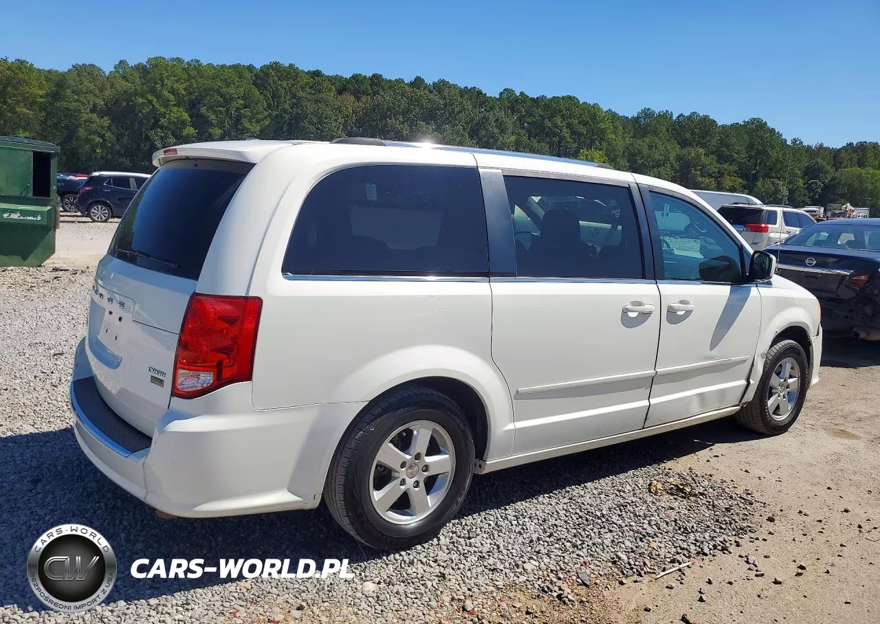 2011 Dodge Grand Caravan Crew VIN:2D4RN5DGXBR661608 - 3