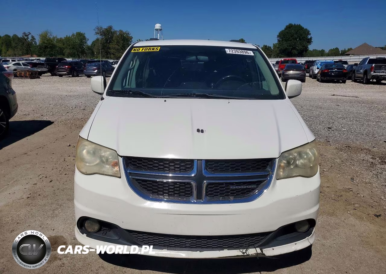 2011 Dodge Grand Caravan Crew VIN:2D4RN5DGXBR661608 - 5